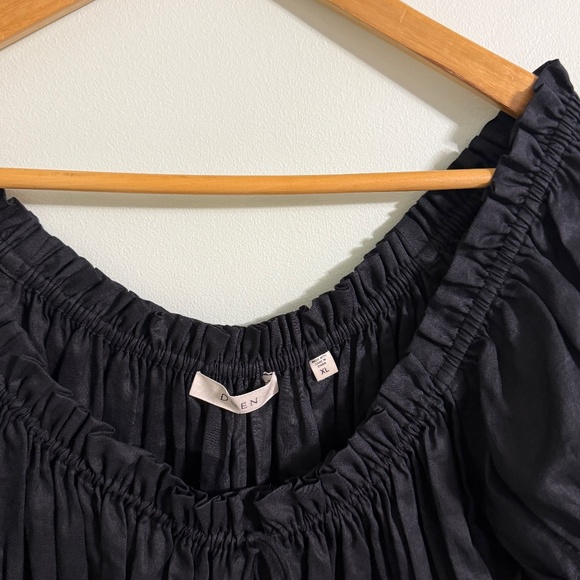 Doen Black Ruched Dress - Picture 3 of 7